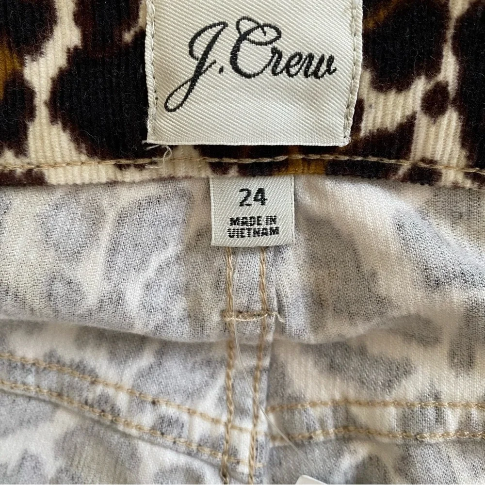 J. Crew 10” Toothpick Leopard Print With Perfecting Pockets size 24